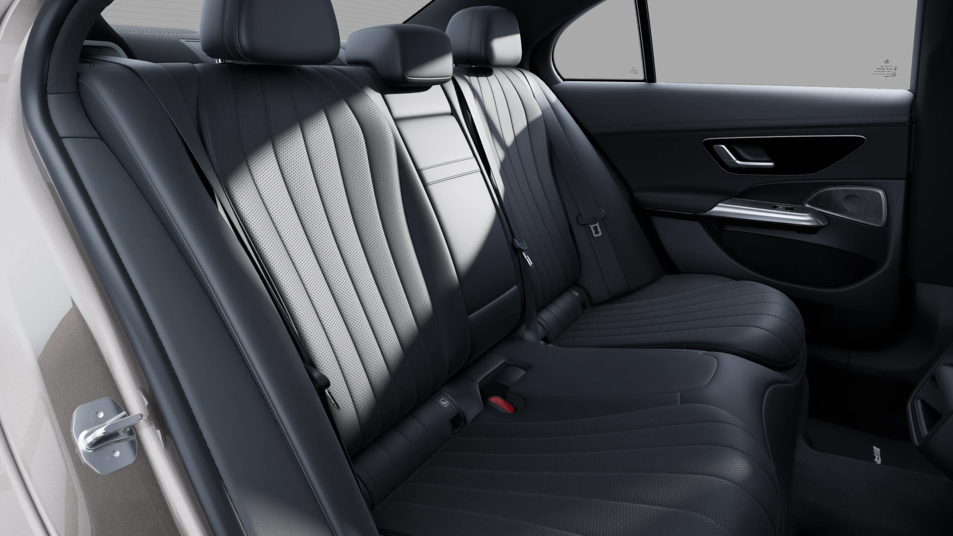 Image Mercedes-Benz CLASSE E BERLINE Classe E 450 d 4MATIC AMG Line Berline  2140 Classe E 450 d 4MATIC AMG Line Berline