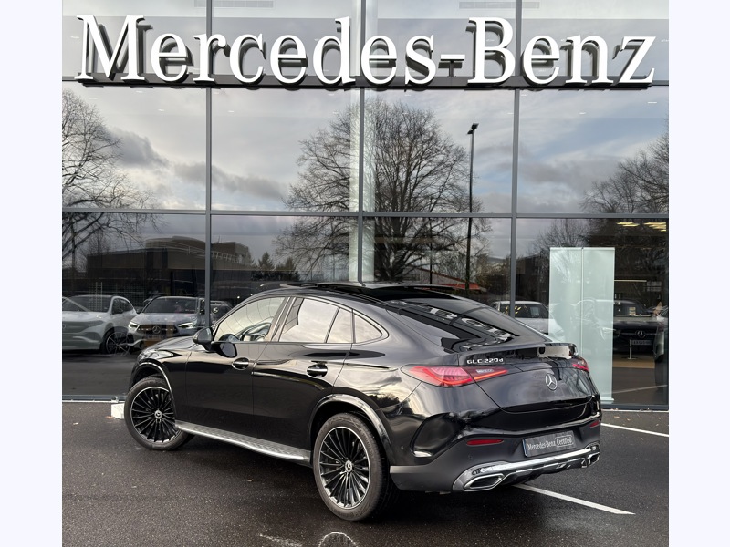 Photo Mercedes-Benz GLC COUPÉ GLC 220 d 4MATIC Coupé AMG Line  