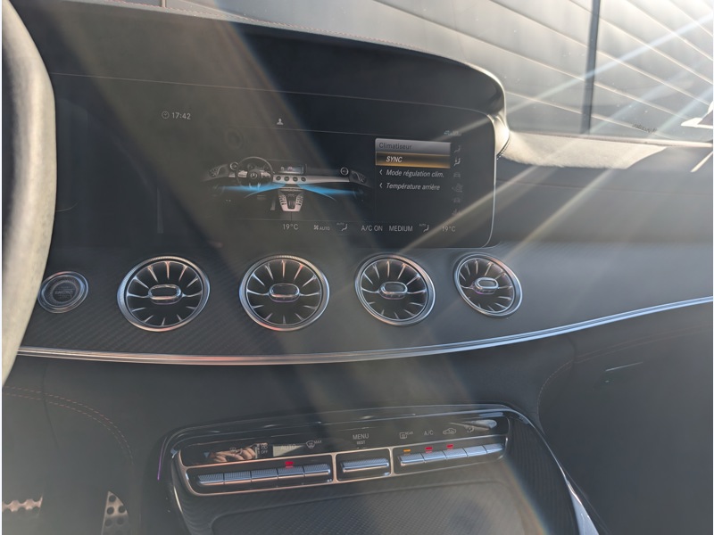 Image Mercedes-Benz AMG GT Mercedes- 63 S 4MATIC+ AMG SIEGES ELECTRIQUES MEMOIRES CHAUFFANTS DISTRONIC HARMAN KARDON AIRMATIC H