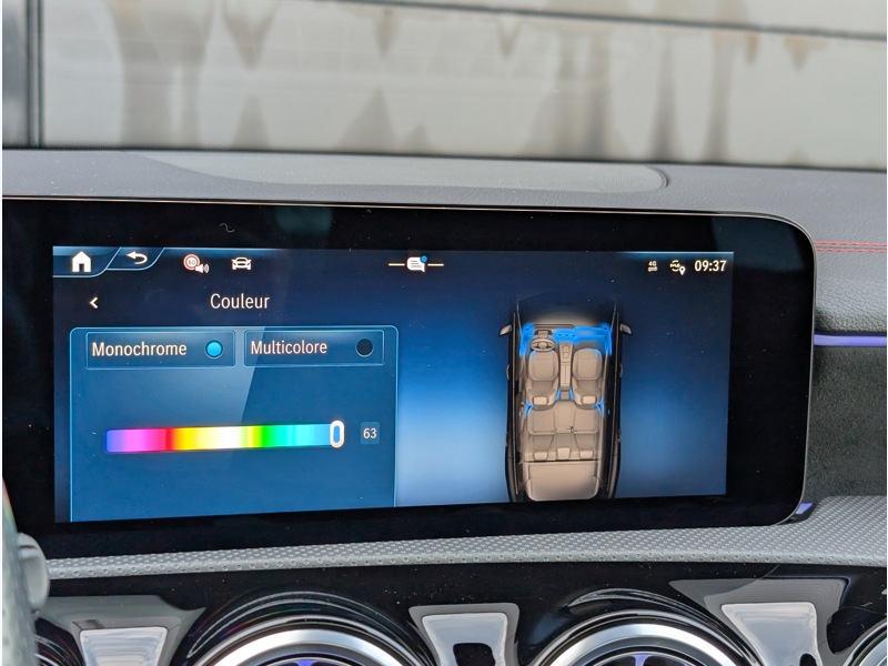 Image Mercedes-Benz CLA 180 d Shooting Brake AMG Line TO  SIEGES ELECTRIQUES MEMOIRES CHAUFFANTS CAMERA 360 HUD MULTIBEAM SO