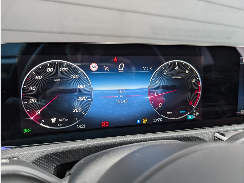 Image Mercedes-Benz CLA 180 Shooting Brake AMG Line TO SIEGES ELECTRIQUES MEMOIRES CHAUFFANTS MULTIBEAM CAMERA 360 HUD