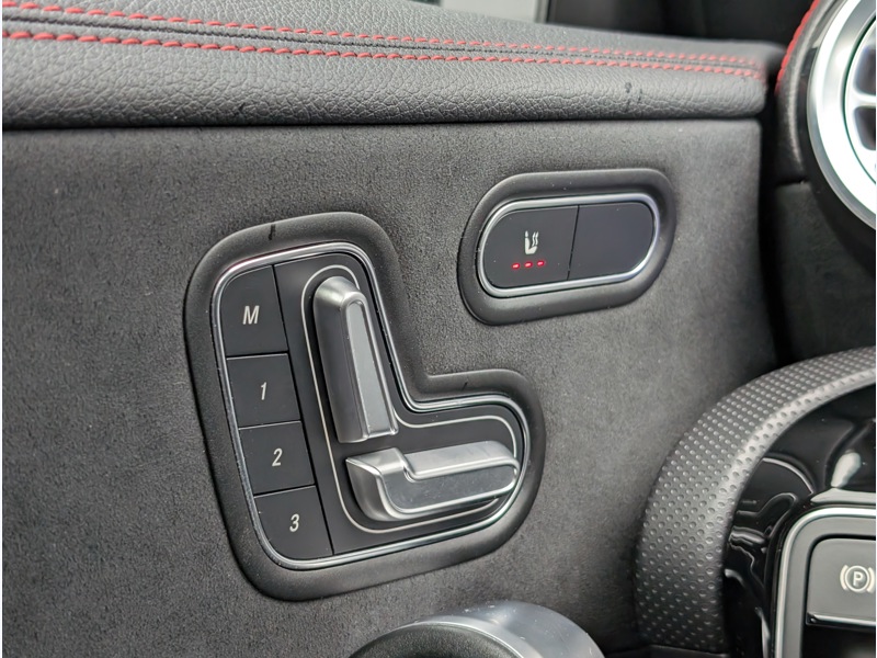 Image Mercedes-Benz CLA 180 Shooting Brake AMG Line TO SIEGES ELECTRIQUES MEMOIRES CHAUFFANTS MULTIBEAM CAMERA 360 HUD