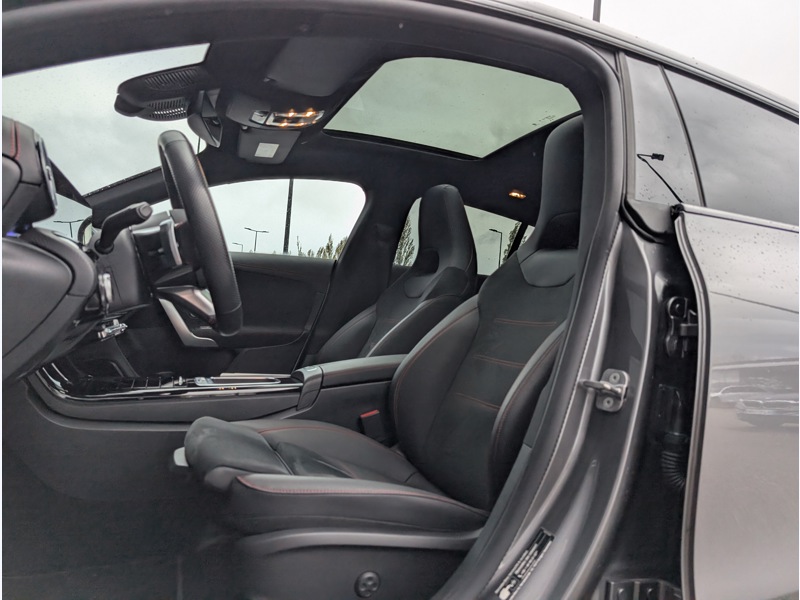 Image Mercedes-Benz CLA 180 Shooting Brake AMG Line TO SIEGES ELECTRIQUES MEMOIRES CHAUFFANTS MULTIBEAM CAMERA 360 HUD