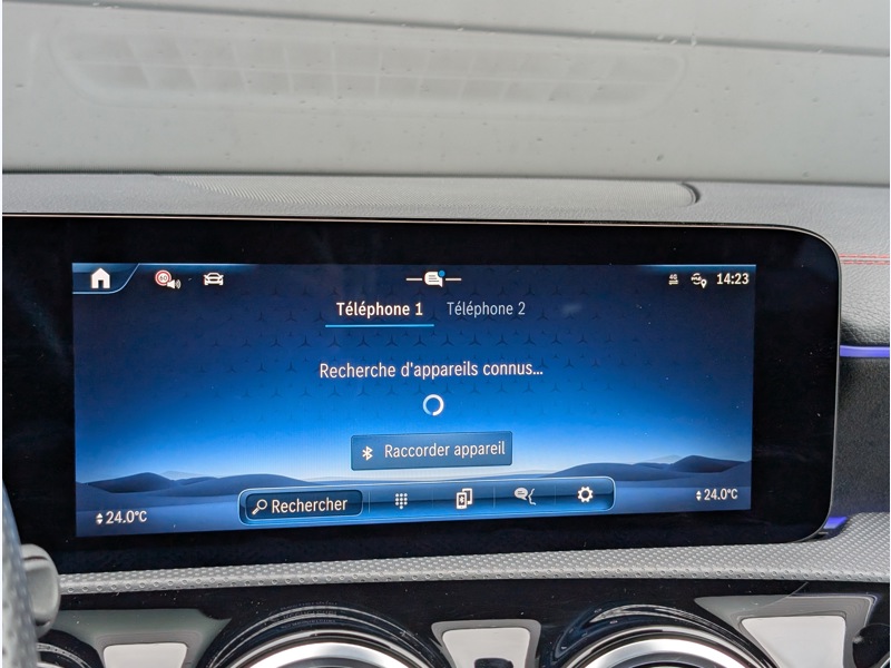 Image Mercedes-Benz CLA 180 Shooting Brake AMG Line TO SIEGES ELECTRIQUES MEMOIRES CHAUFFANTS MULTIBEAM CAMERA 360 HUD