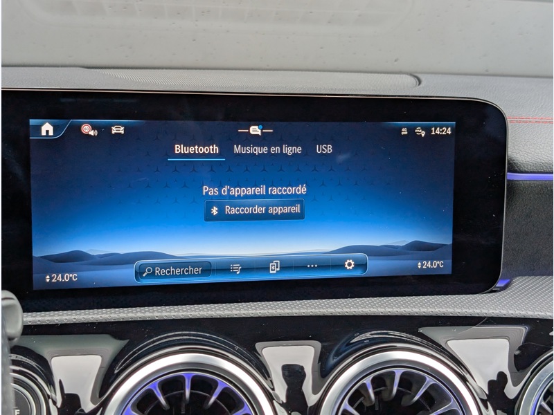 Image Mercedes-Benz CLA 180 Shooting Brake AMG Line TO SIEGES ELECTRIQUES MEMOIRES CHAUFFANTS MULTIBEAM CAMERA 360 HUD