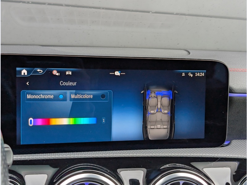 Image Mercedes-Benz CLA 180 Shooting Brake AMG Line TO SIEGES ELECTRIQUES MEMOIRES CHAUFFANTS MULTIBEAM CAMERA 360 HUD