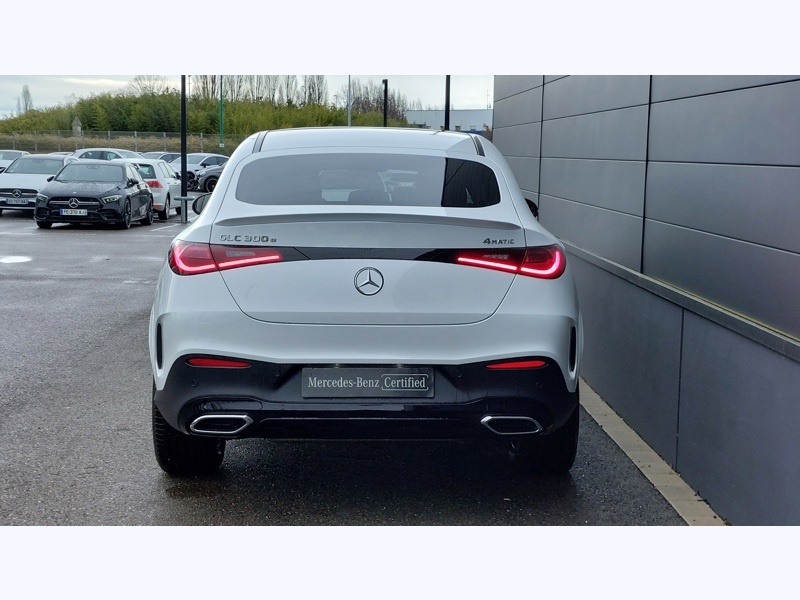 Image Mercedes-Benz GLC COUPÉ GLC 300 e Hybrid EQ 4MATIC Coupé AMG Line Pack d'assistance à la conduite Plus  Pack Sport Noir AMG 