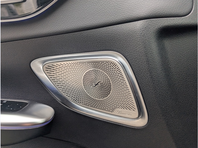 Image Mercedes-Benz CLASSE C 220 d Berline AVANTGARDE LINE TO BURMESTER SIEGES ELECTRIQUES MEMOIRES CHAUFFANTS DISTRONIC CAMERA 3