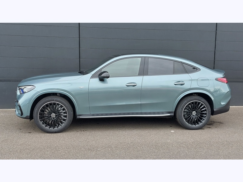 Image Mercedes-Benz GLC COUPÉ GLC 300 e Hybrid EQ AMG LINE Apple CarPlay Android Auto  Pack Sport Noir Sièges chauffants à l'arriè