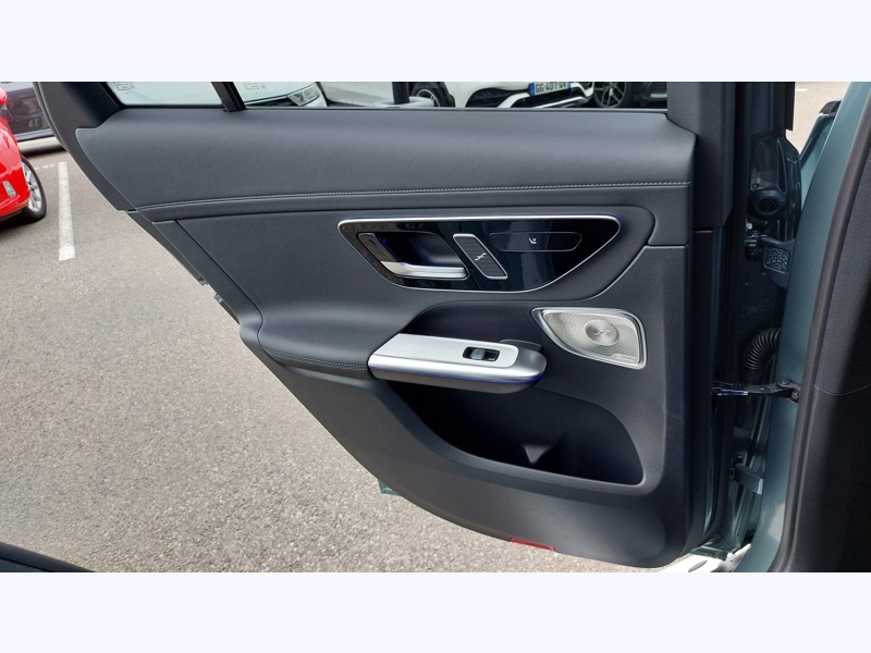 Image Mercedes-Benz GLC COUPÉ GLC 300 e Hybrid EQ AMG LINE Apple CarPlay Android Auto  Pack Sport Noir Sièges chauffants à l'arriè