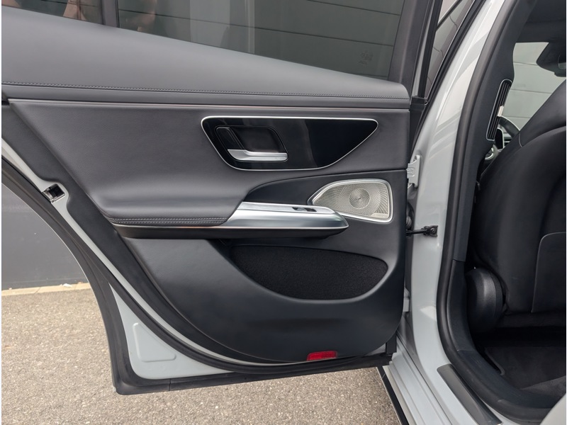 Image Mercedes-Benz CLASSE E BREAK 300 e Break AMG lINE TO SIEGES ELECTRIQUES MEMOIRES CHAUFFANTS BURMESTER CAMERA 360 DISTRONIC OLED P