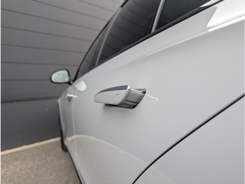 Image Mercedes-Benz CLASSE E BREAK 300 e Break AMG lINE TO SIEGES ELECTRIQUES MEMOIRES CHAUFFANTS BURMESTER CAMERA 360 DISTRONIC OLED P