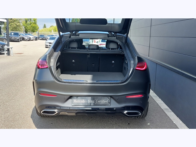 Image Mercedes-Benz GLC COUPÉ GLC 220 d 4MATIC Coupé AMG Line Pack d'assistance à la conduite Plus  Pack Sport Black Apple CarPlay