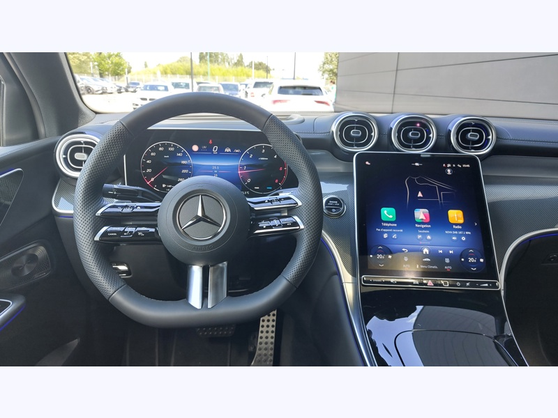 Image Mercedes-Benz GLC COUPÉ GLC 220 d 4MATIC Coupé AMG Line Pack d'assistance à la conduite Plus  Pack Sport Black Apple CarPlay
