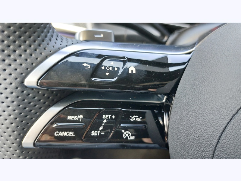 Image Mercedes-Benz GLC COUPÉ GLC 220 d 4MATIC Coupé AMG Line Pack d'assistance à la conduite Plus  Pack Sport Black Apple CarPlay