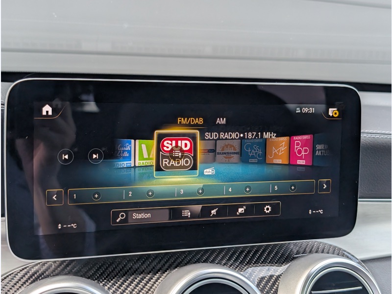 Image Mercedes-Benz GLC SUV 300 e 4MATIC SUV AMG LINE TO SIEGES ELECTRIQUES MEMOIRES CHAUFFANTS  BURMESTER DISTRONIC CAMERA 360 