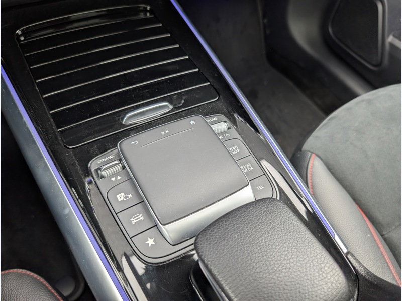 Image Mercedes-Benz CLASSE B 250 e AMG Line AMG Line TO SIEGES CHAUFFANTS CAMERA DE RECUL MULTIBEAM ATTELAGE INTEGRATION SMARTPHO