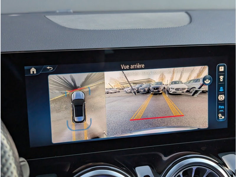 Image Mercedes-Benz GLA 200 d  AMG LINE TO SIEGES AVANTS ELECTRIQUES MEMOIRES CHAUFFANTS CAMERA 360° MULTIBEAM HUD REALITE A