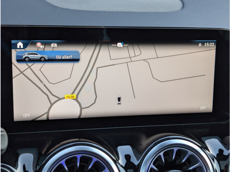 Image Mercedes-Benz GLA 200 d  AMG LINE TO SIEGES AVANTS ELECTRIQUES MEMOIRES CHAUFFANTS CAMERA 360° MULTIBEAM HUD REALITE A