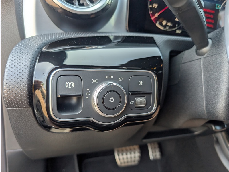 Image Mercedes-Benz CLA SHOOTING BRAKE 250 e AMG LINE INTEGRATION SMARTPHONE CAMERA 360 ANGLE MORT KEYLESS GO MULTIBEAM SIEGE ELECTRIQUE TO