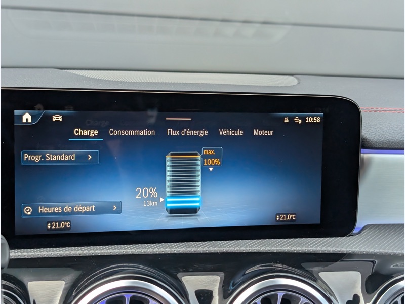 Image Mercedes-Benz CLA SHOOTING BRAKE 250 e AMG LINE INTEGRATION SMARTPHONE CAMERA 360 ANGLE MORT KEYLESS GO MULTIBEAM SIEGE ELECTRIQUE TO