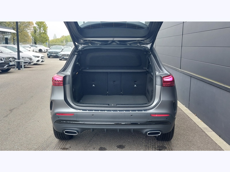 Image Mercedes-Benz GLA 250 e Hybrid EQ AMG Line AMG Line Pack Sport Noir AMG Line Premium Plus Gris montagne magno MANUFACT
