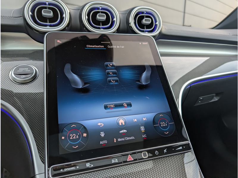 Image Mercedes-Benz CLASSE C BERLINE 220 d   AMG LINE TO SIEGES AVANT ELECTRIQUES MEMOIRES CHAUFFANTS INTEGRATION SMARTPHONE CAMERA DE RE