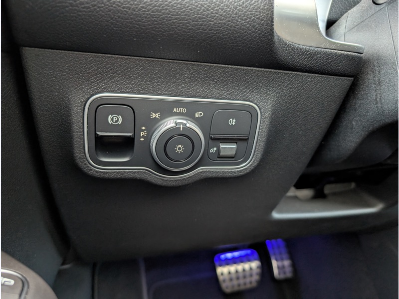 Image Mercedes-Benz GLB 200 d AMG LINE TO SIEGES ELECTRIQUES MEMOIRES CHAUFFANTS DISTRONIC SONORISATION ADVANCED CAMERA360 H