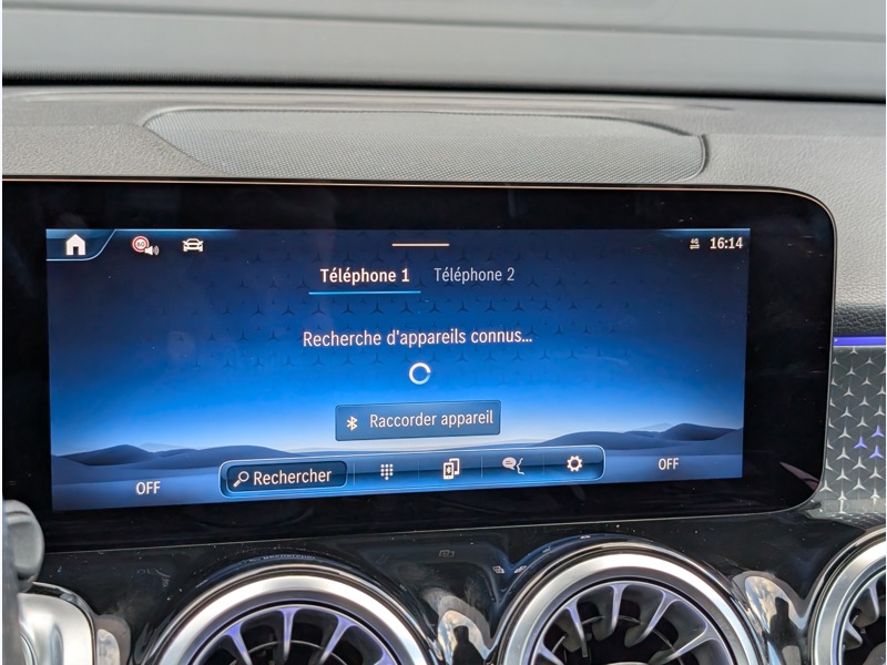 Image Mercedes-Benz GLB 200 d AMG LINE TO SIEGES ELECTRIQUES MEMOIRES CHAUFFANTS DISTRONIC SONORISATION ADVANCED CAMERA360 H