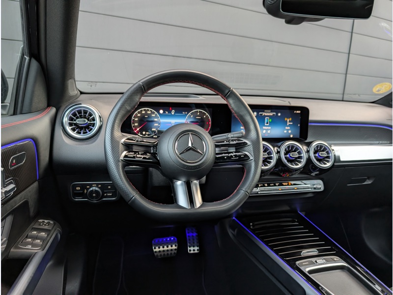 Image Mercedes-Benz GLB 200 d AMG LINE TO SIEGES AVANTS MEMOIRES ELECTRIQUES CHAUFFANTS MULTIBEAM HUD CAMERA 360°