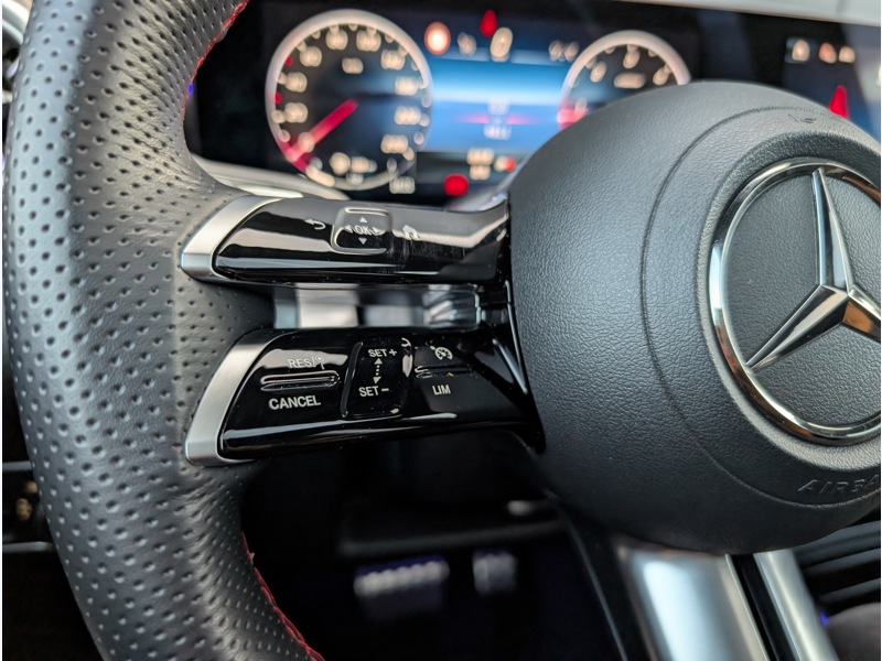 Image Mercedes-Benz GLB 200 d AMG LINE TO SIEGES AVANTS MEMOIRES ELECTRIQUES CHAUFFANTS MULTIBEAM HUD CAMERA 360°