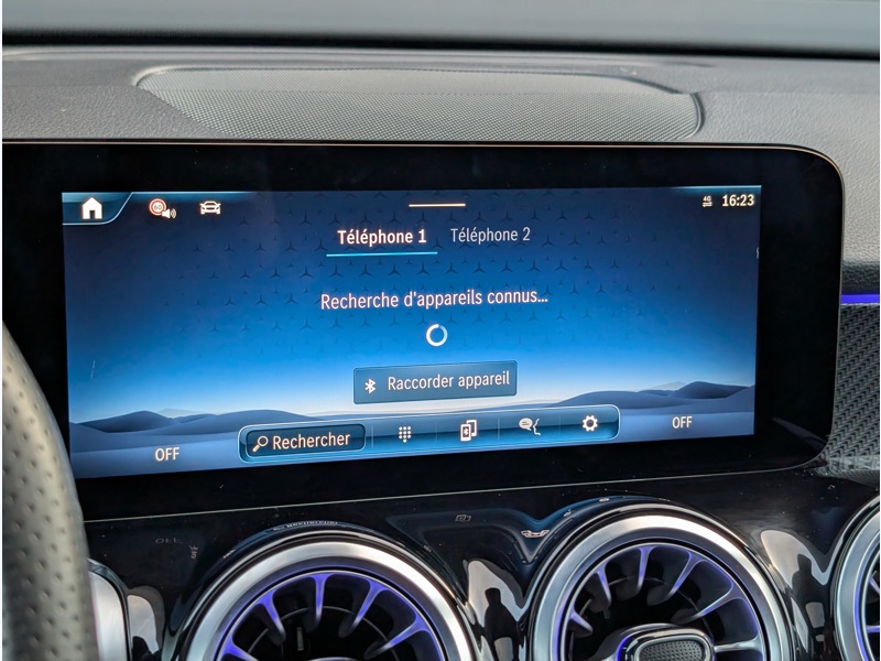 Image Mercedes-Benz GLB 200 d AMG LINE TO SIEGES AVANTS MEMOIRES ELECTRIQUES CHAUFFANTS MULTIBEAM HUD CAMERA 360°