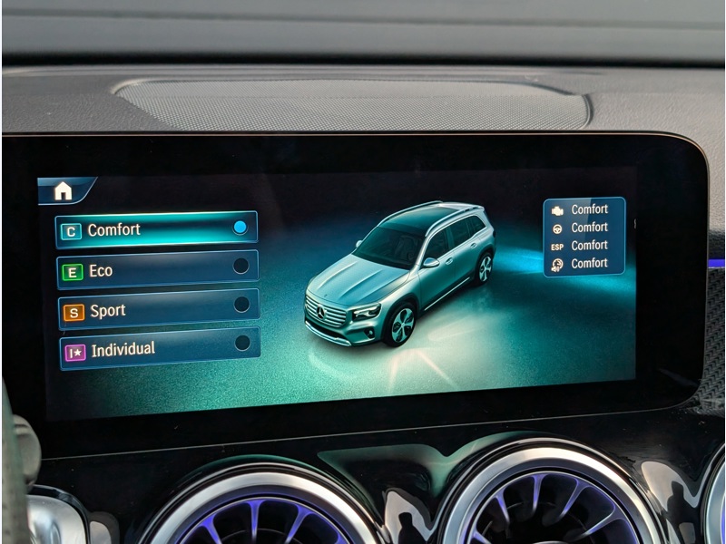 Image Mercedes-Benz GLB 200 d AMG LINE TO SIEGES AVANTS MEMOIRES ELECTRIQUES CHAUFFANTS MULTIBEAM HUD CAMERA 360°