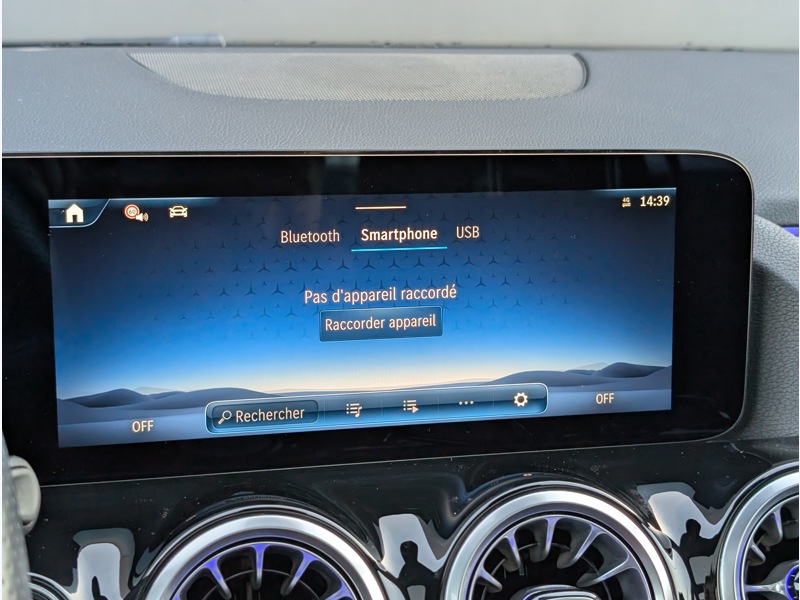 Image Mercedes-Benz GLA 250 e Hybrid AMG Line TO SIEGES AVANTS CHAUFFANTS CAMERA DE RECUL DISTRONIC PLUS INTEGRATION SMARTPH