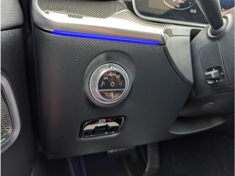 Image Mercedes-Benz CLASSE C BREAK 300 e Hybrid EQ Break  AMG LINE TO SIEGES AVANTS MEMOIRES ELECTRIQUES CHAUFFANTS INTEGRATION SMARTPH