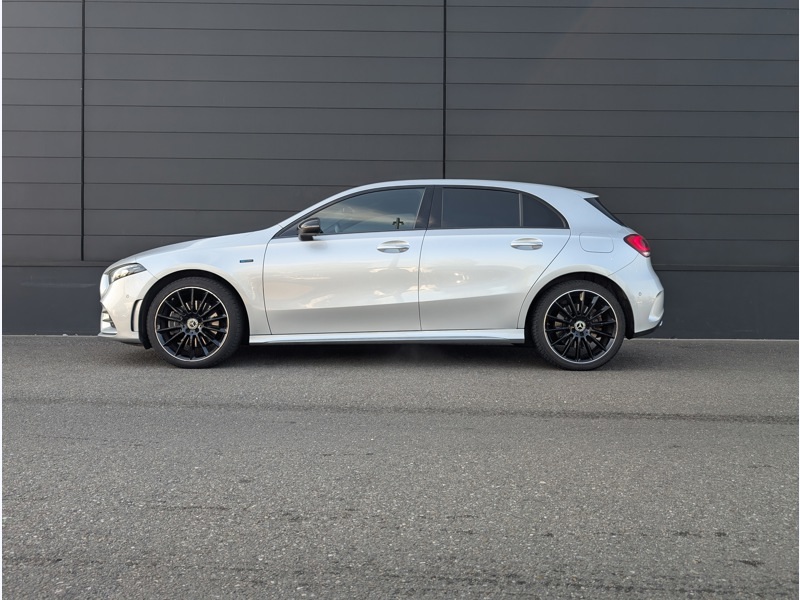 Image Mercedes-Benz CLASSE A 250 e AMG Line AMG Line TO BURMESTER SIEGES ELECTRIQUES MEMOIRES MULTIBEAM DISTRONIC CAMERA DE RECUL