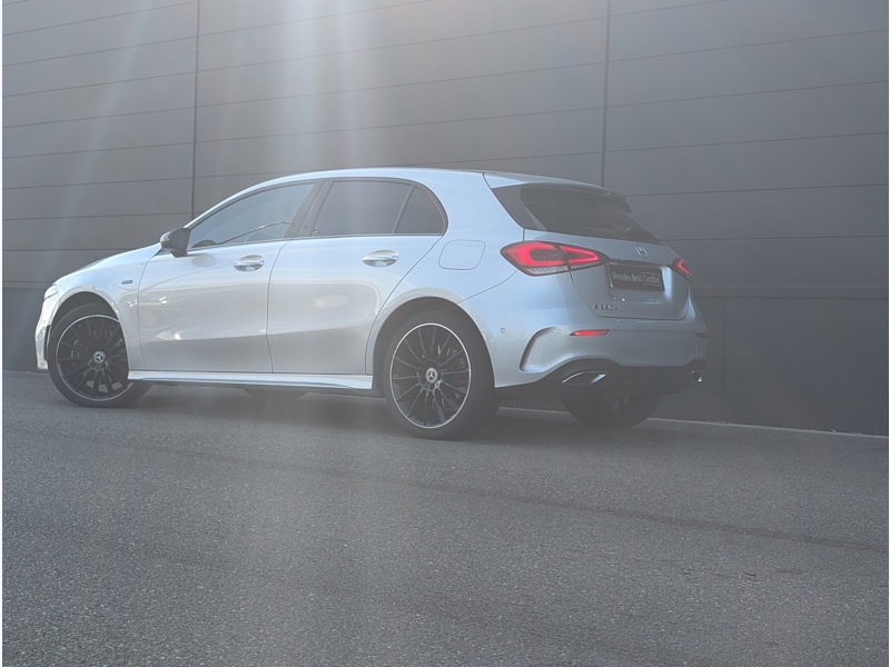 Image Mercedes-Benz CLASSE A 250 e AMG Line AMG Line TO BURMESTER SIEGES ELECTRIQUES MEMOIRES MULTIBEAM DISTRONIC CAMERA DE RECUL