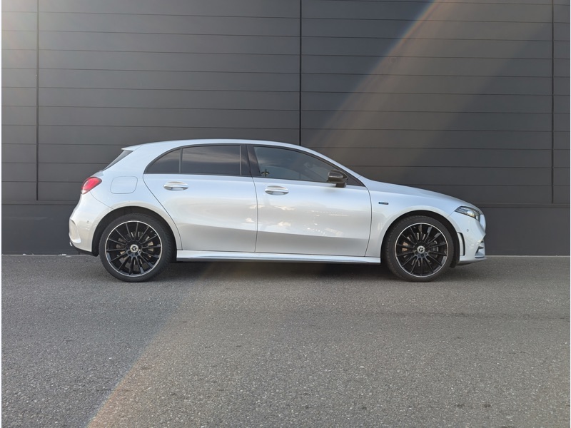 Image Mercedes-Benz CLASSE A 250 e AMG Line AMG Line TO BURMESTER SIEGES ELECTRIQUES MEMOIRES MULTIBEAM DISTRONIC CAMERA DE RECUL