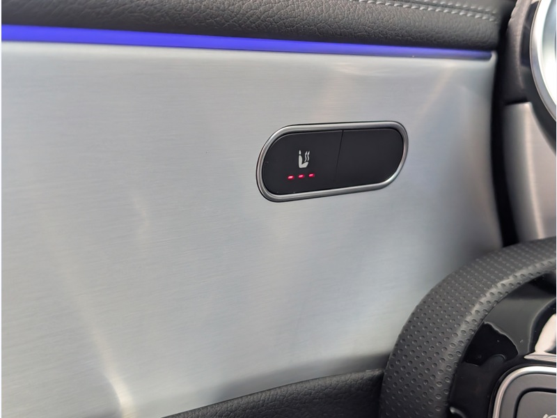 Image Mercedes-Benz CLA SHOOTING BRAKE CLA 180 Shooting Brake PROGRESSIVE LINE SIEGES CHAUFFANTS CAMERA DE RECUL