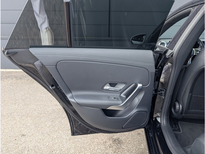 Image Mercedes-Benz CLA SHOOTING BRAKE CLA 180 Shooting Brake PROGRESSIVE LINE SIEGES CHAUFFANTS CAMERA DE RECUL