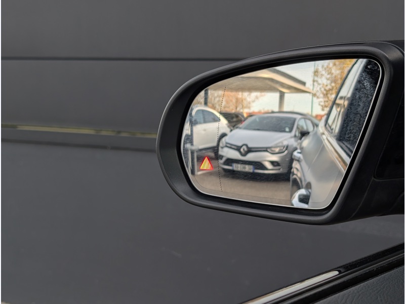 Image Mercedes-Benz EQA 350 4MATIC AMG LINE TO CAMERA 360° HUD SIEGES AVANT ELECTRIQUES MEMOIRES CHAUFFANTS SONORISATON ADVA