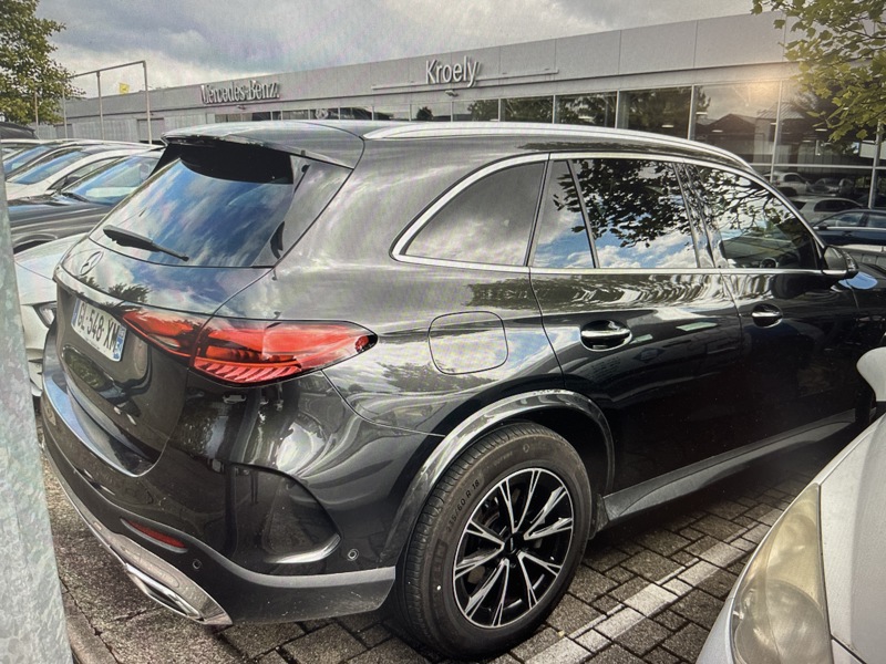 Image Mercedes-Benz GLC SUV 220 d 4MATIC  AMG LINE TO SIEGES AVANTS ELECTRIQUES MEMOIRES CHAUFFANTS HUD AIRMATIC DISTRONIC PLUS 