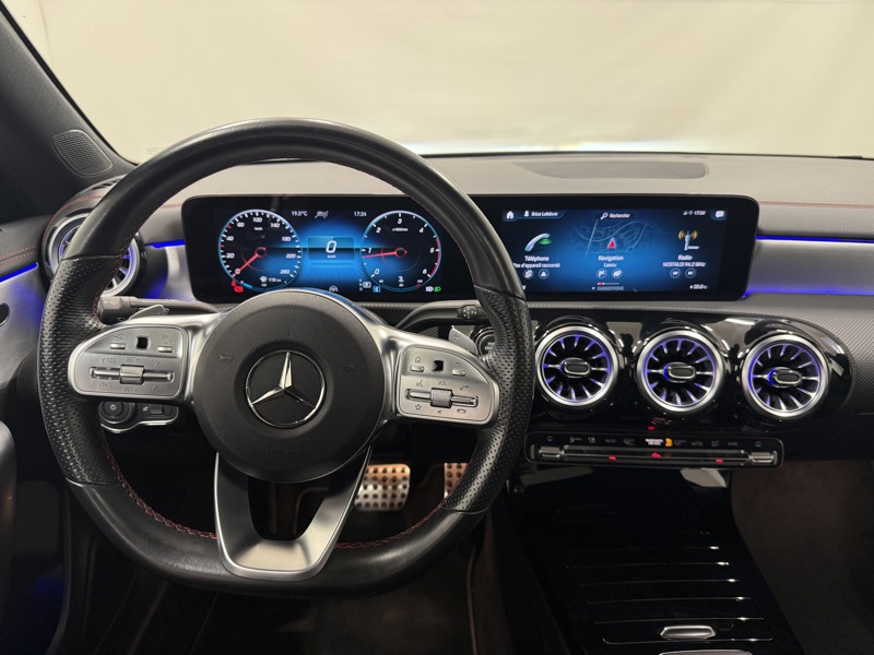 Image Mercedes-Benz CLA SHOOTING BRAKE 200 d AMG Line  Apple CarPlay Toit Ouvrant Full Led Pack Black Attelage