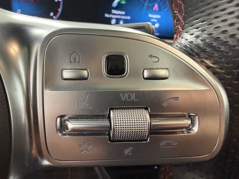 Image Mercedes-Benz CLA SHOOTING BRAKE 200 d AMG Line  Apple CarPlay Toit Ouvrant Full Led Pack Black Attelage