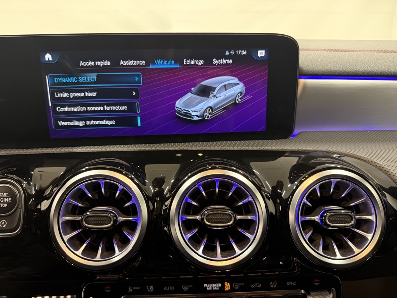 Image Mercedes-Benz CLA SHOOTING BRAKE 200 d AMG Line  Apple CarPlay Toit Ouvrant Full Led Pack Black Attelage