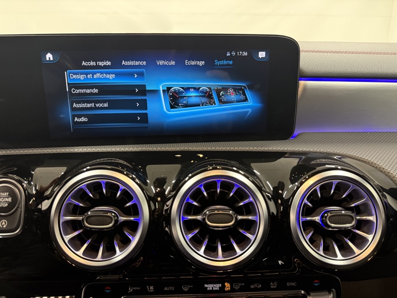 Image Mercedes-Benz CLA SHOOTING BRAKE 200 d AMG Line  Apple CarPlay Toit Ouvrant Full Led Pack Black Attelage