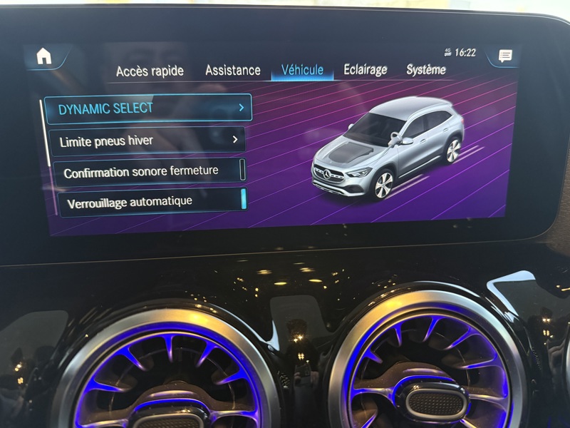 Image Mercedes-Benz GLA 200 d AMG Line  Full Led Toit Ouvrant Apple CarPlay