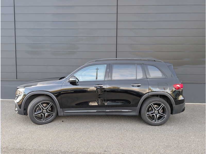 Image Mercedes-Benz GLB 200 d AMG Line ATTELAGE TO SIEGES ELECTRIQUES MEMOIRES CHAUFFANTS BURMESTER CAMERA 360 ATTELAGE INTE