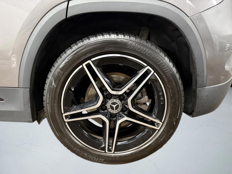 Image Mercedes-Benz GLA 220 d 4MATIC AMG Line  Toit Ouvrant Full Led Apple CarPlay 