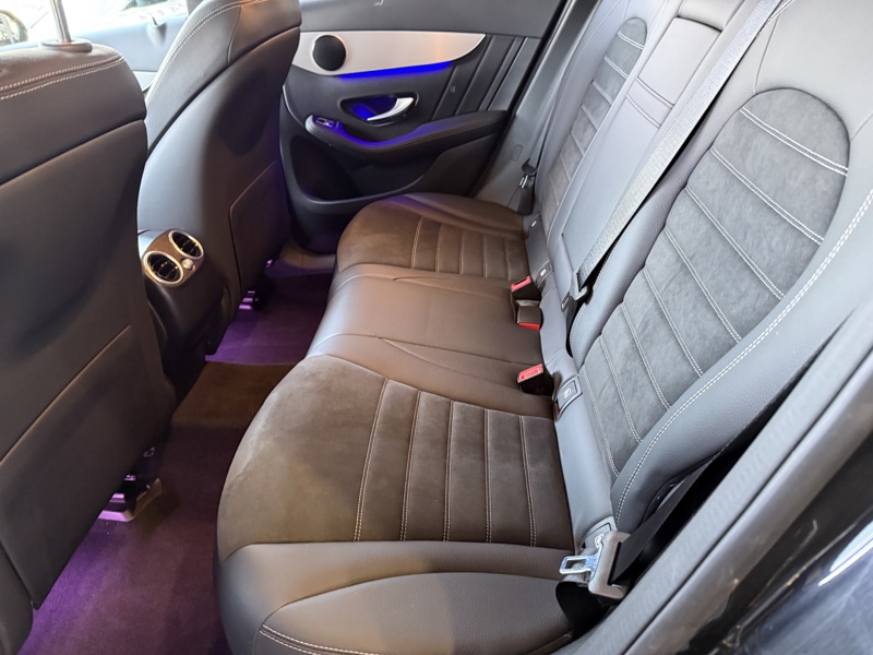 Image Mercedes-Benz GLC SUV 220 d 4MATIC SUV AMG Line  Toit Ouvrant Full Led Apple CarPlay Pack Black